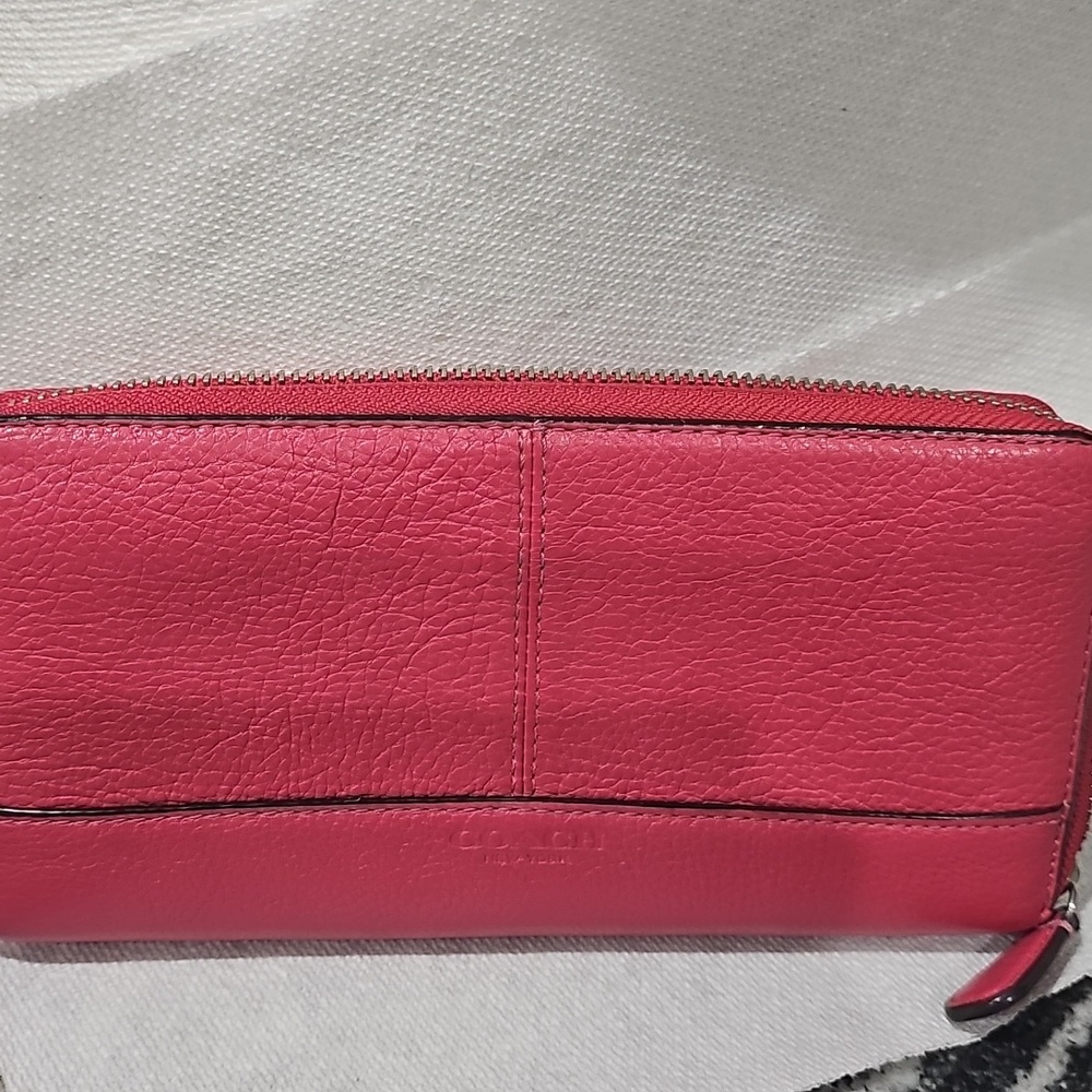 Coach Pink Leather Women's LONG ZIPPY Wallet - Picture 7 of 7
